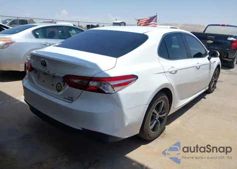 2018 Toyota Camry Hybrid Le z USA, uszkodzony, nr VIN 4T1B31HK4JU500809